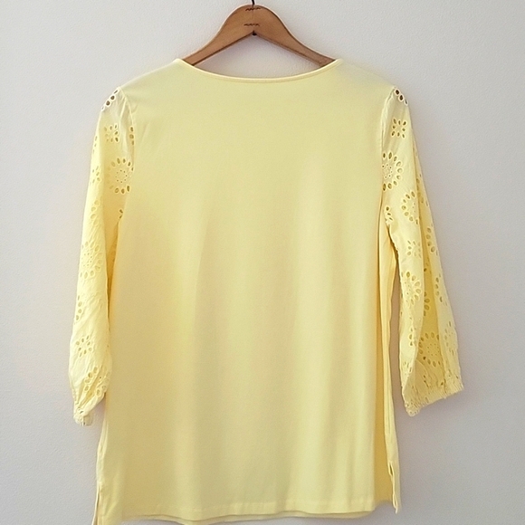 Belle By Kim Gravel Yellow TripleLuxe Knit Eyelet 3/4 Sleeve Top Size Small - Picture 3 of 6